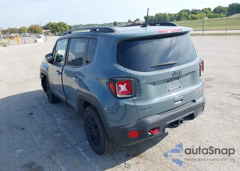 2018 Jeep Renegade Trailhawk 4X4 из США, поврежденный, VIN ZACCJBCB9JPH94107